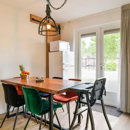 Holiday home 6-person Children's Bungalow In The Landal Domein De Schatberg