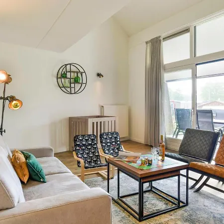 6-person Children's Bungalow In The Landal Domein De Schatberg Holiday home Sevenum